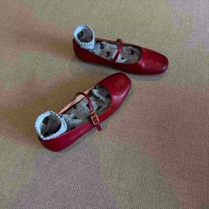 Ladies elegant Mary Janes with comfortable sole and adjustable strap EVA-US