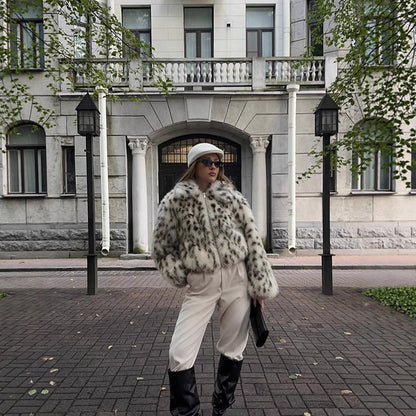 Women’s Short Bomber Jacket made of Faux Fur with Dalmatian Pattern and Stand-Up Collar EVA-US