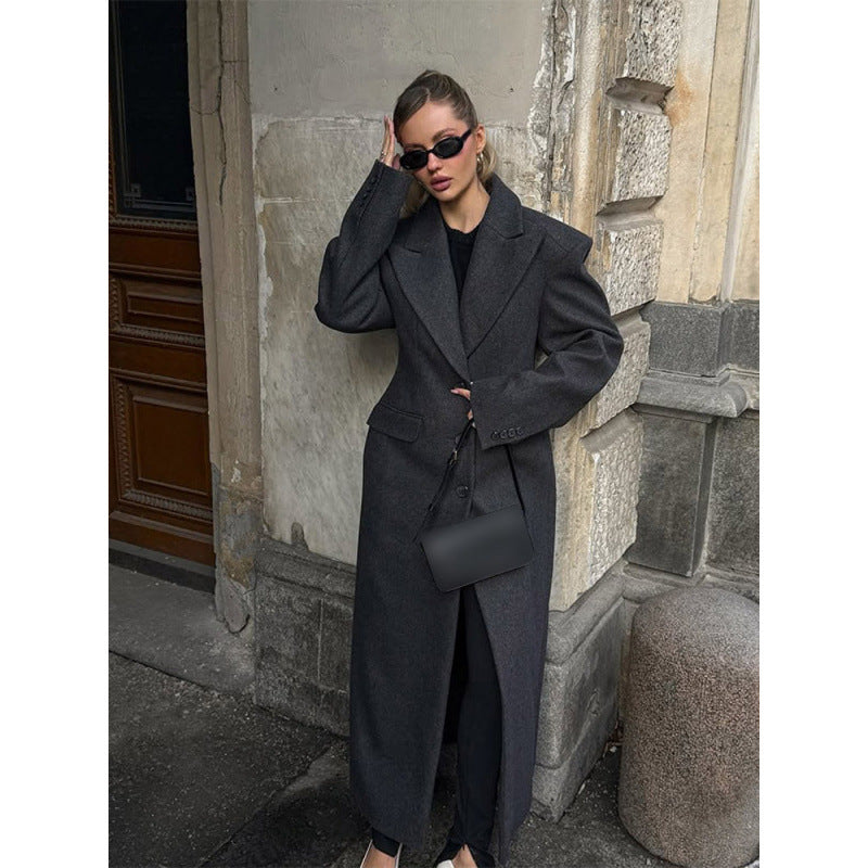 Women's Maxi Wool Coat with Oversized Cut and Structured Shoulder Area EVA-US