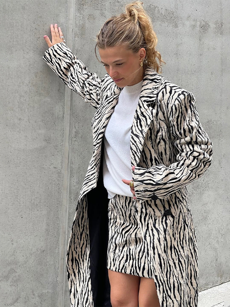 Women's two-piece zebra pattern coat and mini skirt set made of textured woven fabric EVA-US