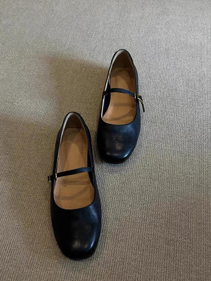 Ladies elegant Mary Janes with comfortable sole and adjustable strap EVA-US