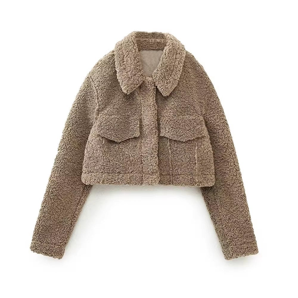 Women's Short Teddy Jacket in Sheepskin Look with Wide Collar and Patch Pockets EVA-US