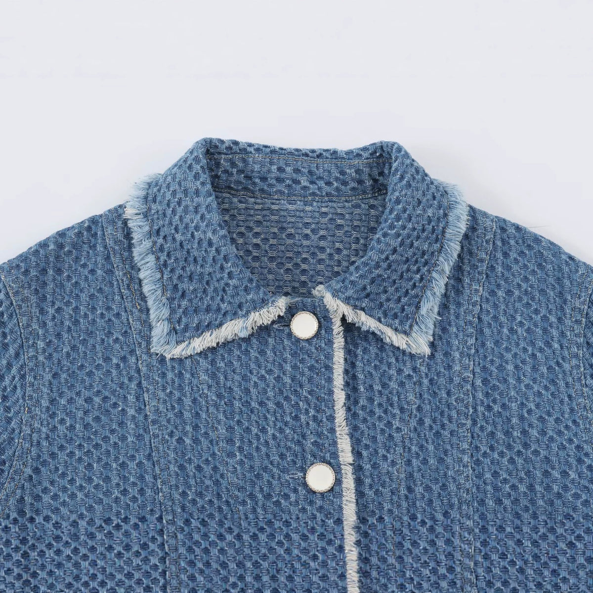 Women's short jacket made of textured denim with fringe trim and flap pockets EVA-US