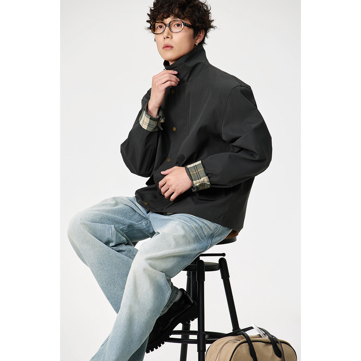 Men's Short-Cut Canvas Field Jacket with Cord Collar and Concealed Snap Placket EVA-US