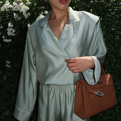 Ladies' satin two-piece with wrap blouse, wide trousers and elastic waistband EVA-US