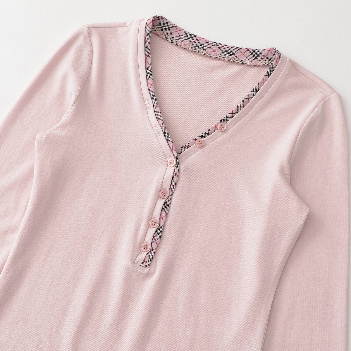 Women's long sleeve shirt with V-neck, button placket and check trim EVA-US