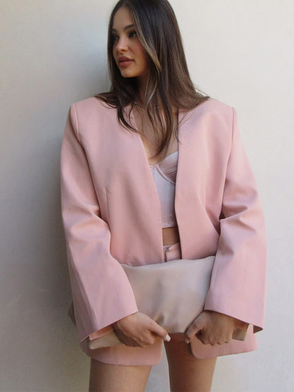 Women Oversized Blazer Set with High-Waist Shorts and Structured Shoulder Part EVA-US