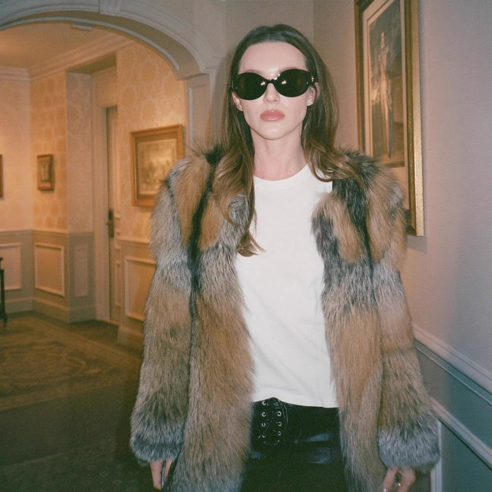 Women short cut oversized faux fur coat with voluminous shawl collar EVA-US
