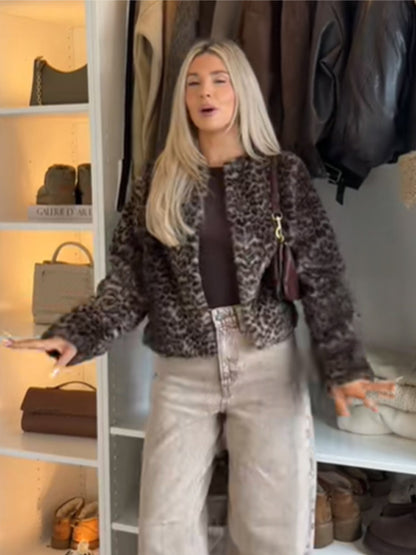 Women Short Cut Faux Fur Blouson with Leopard Print and Boxy Silhouette EVA-US