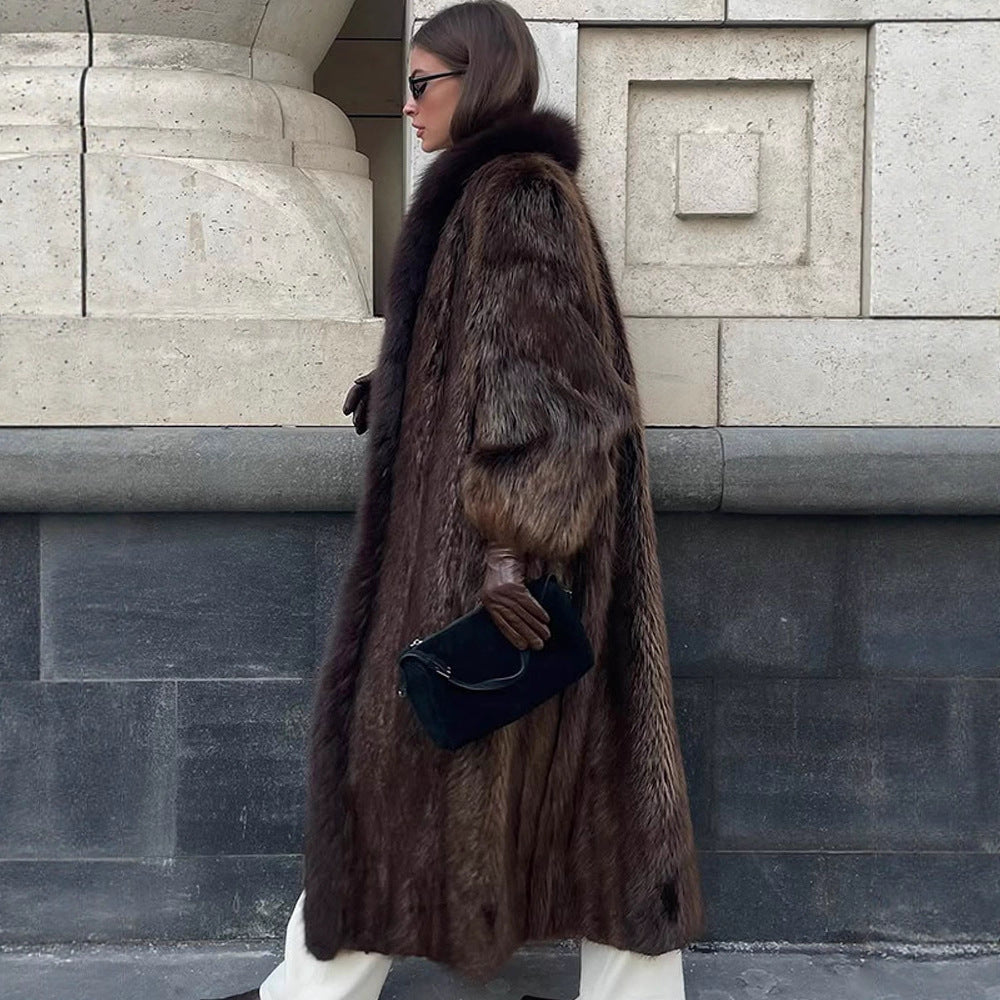 Women Luxurious Long Fur Coat with Wide Collar and Voluminous Sleeves EVA-US
