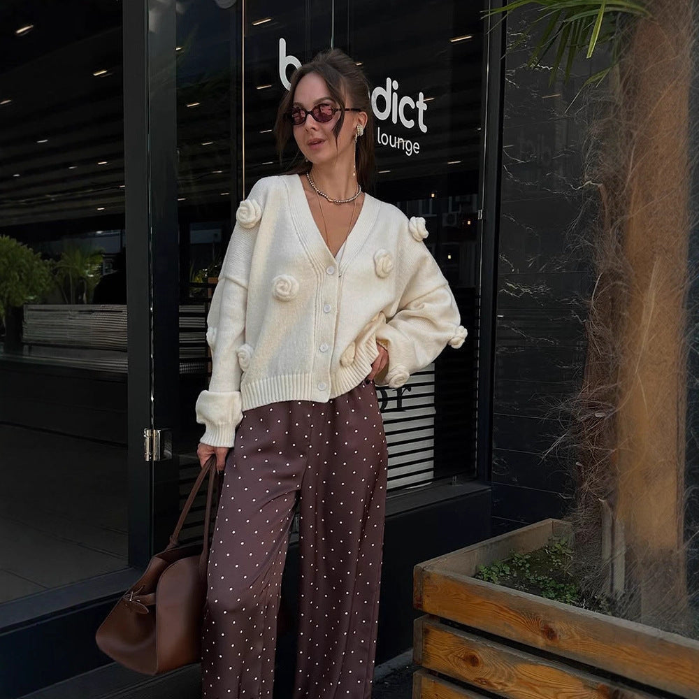 Women's Oversized Knitted Cardigan with Three-Dimensional Rose Applications and V-Neck EVA-US