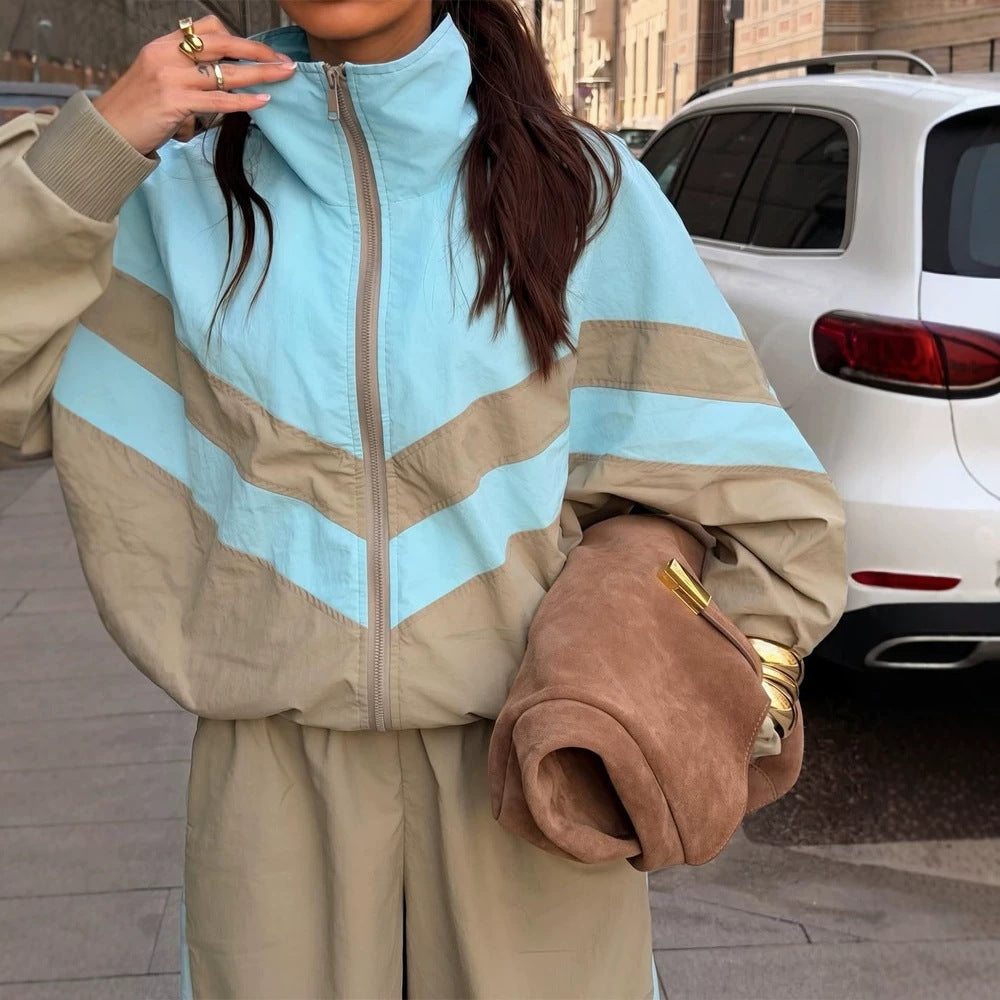Women's Oversize Tracksuit Set with Stand Collar and Contrast Stripes EVA-US