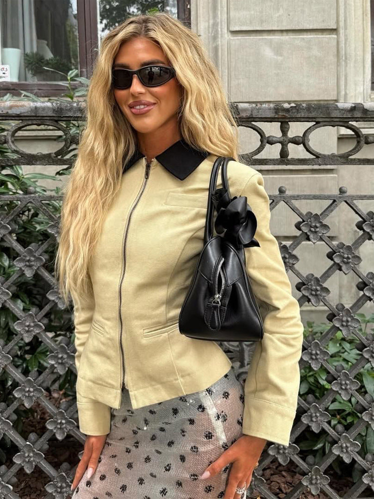 Women's short jacket with contrast collar and fitted silhouette EVA-US