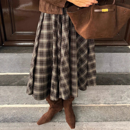 Women's Checkered Midi Skirt with Wide Pleated Cut and High Waist EVA-US