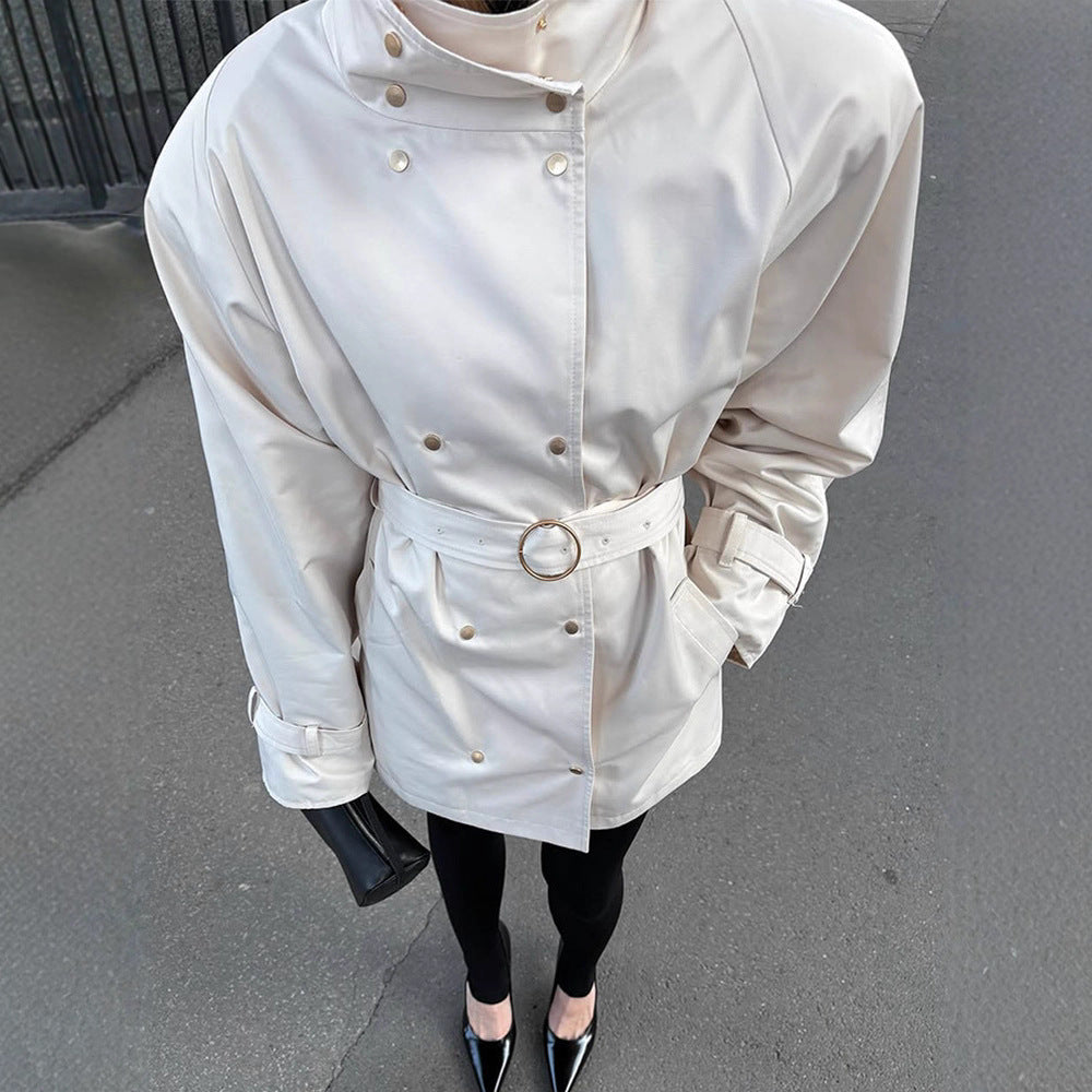 Women’s short trench coat in oversized look with extra wide lapel and snap button closure EVA-US