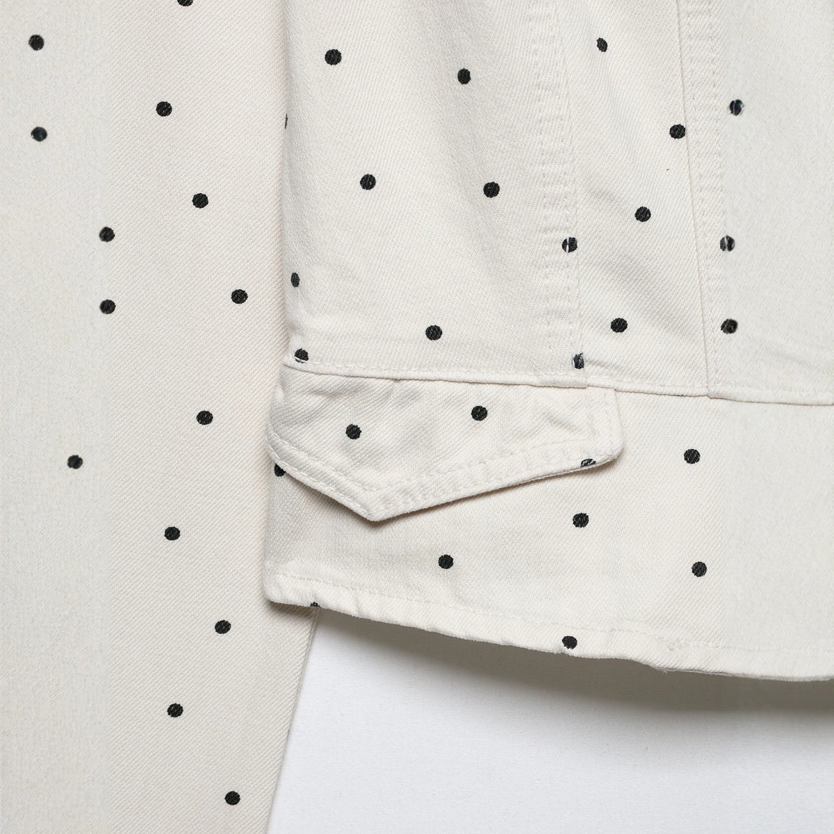 Women's Polka Dot Cropped Denim Jacket with Stand-up Collar, Zipper and Flap Pockets EVA-US