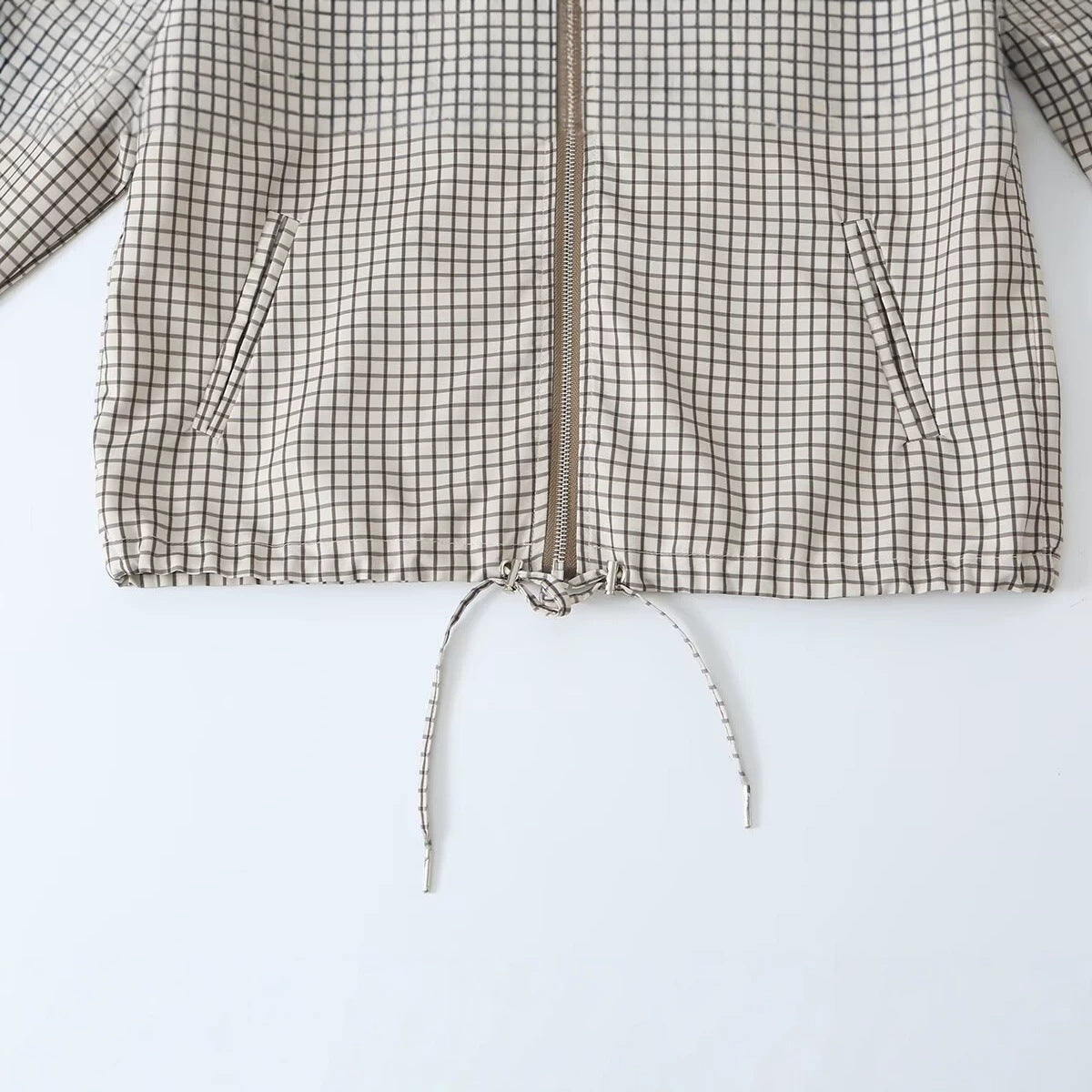 Women Lightweight Hooded Boxy Transitional Jacket with Check Grid Print, Drawstring and Elastic Cuffs EVA-US