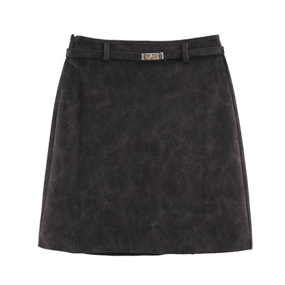 Women A-line mini skirt made of faux suede with narrow decorative belt EVA-US