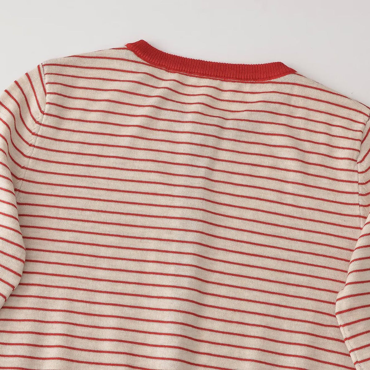 Women Striped Cropped Fine Knit Cardigan with Heart Buttons and Rib Trimmings EVA-US