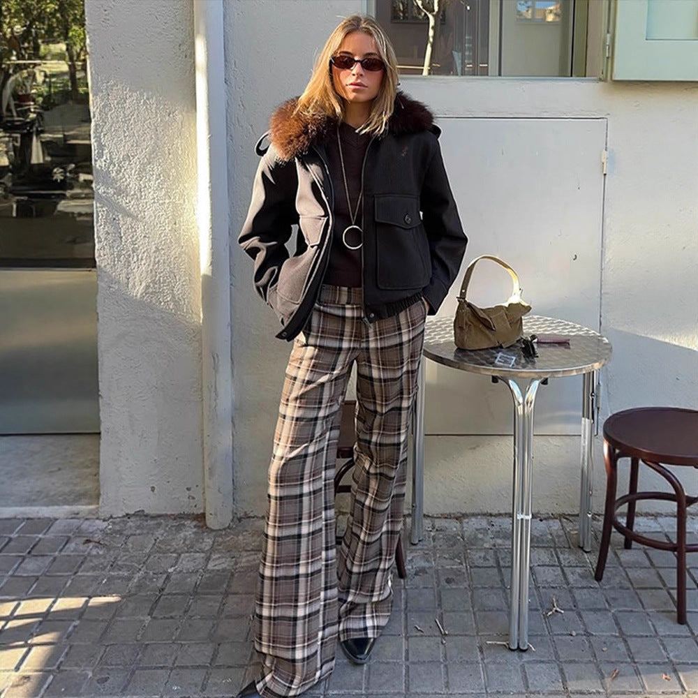 Women's Boxy Short Coat with Voluminous Fur Collar and Zipper EVA-US