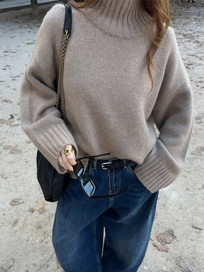 Women's Oversize Rollneck Sweater made of fine knit with dropped shoulders and ribbed cuffs EVA-US