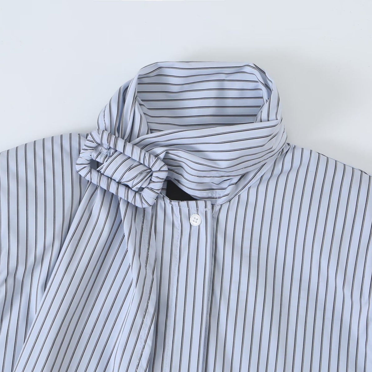 Ladies blouse with tie and concealed button placket EVA-US