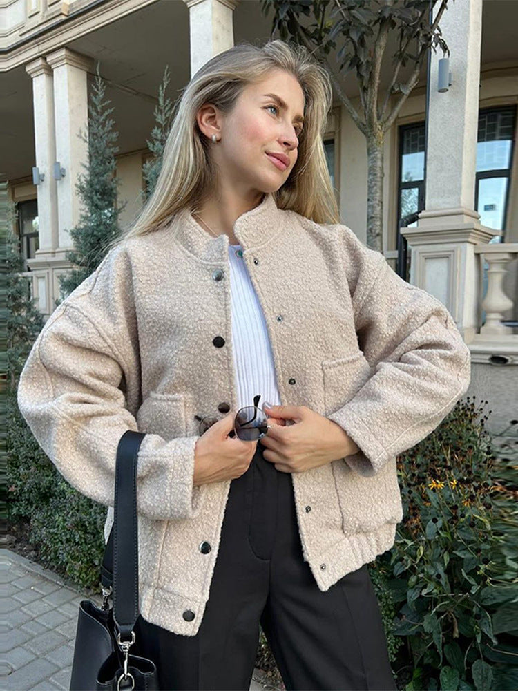 Women's teddy fleece bomber jacket in boxy cut with snap button closure and patch pockets EVA-US