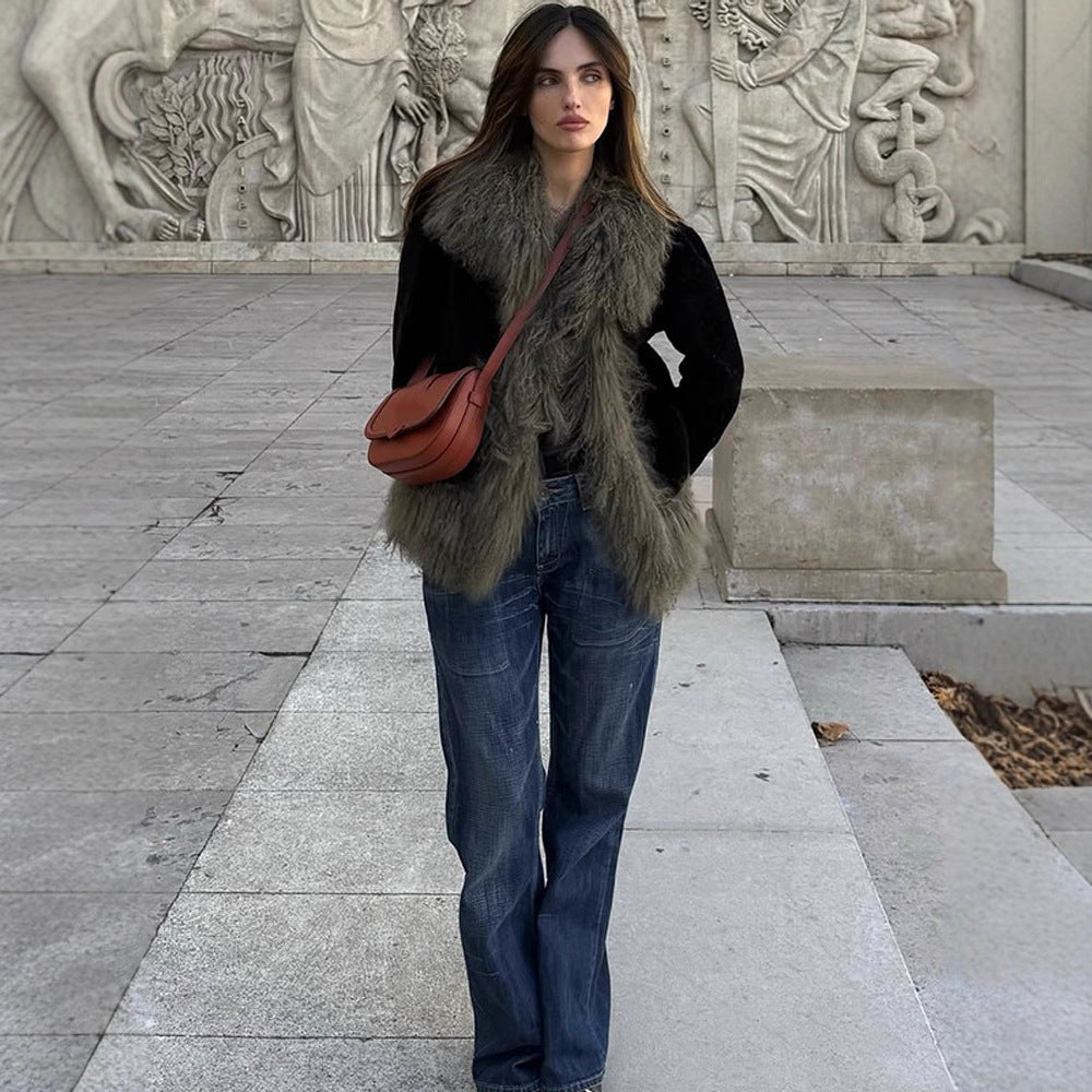 Women's short coat made of artificial fur with voluminous curl trim EVA-US