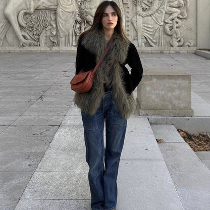 Women's short coat made of artificial fur with voluminous curl trim EVA-US
