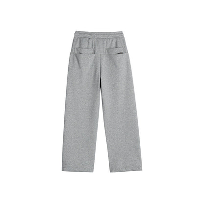 Women's sweatpants with wide legs, elastic waistband and drawstring