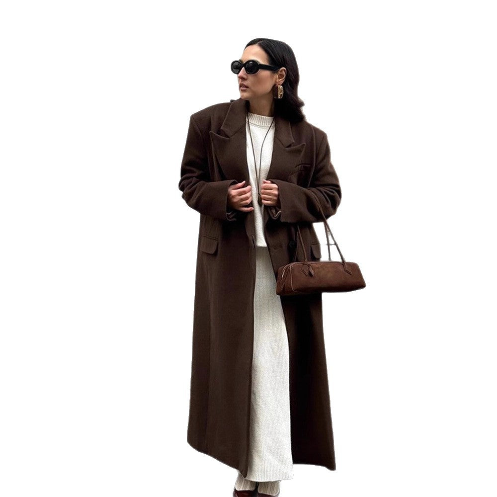 Women's long coat with straight cut, figure-flattering oversized lapels and side pockets EVA-US
