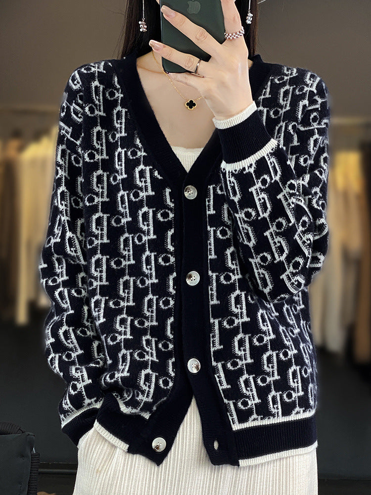 Women's Patterned Jacquard Knitted Cardigan with V-Neck and Pearl Buttons EVA-US