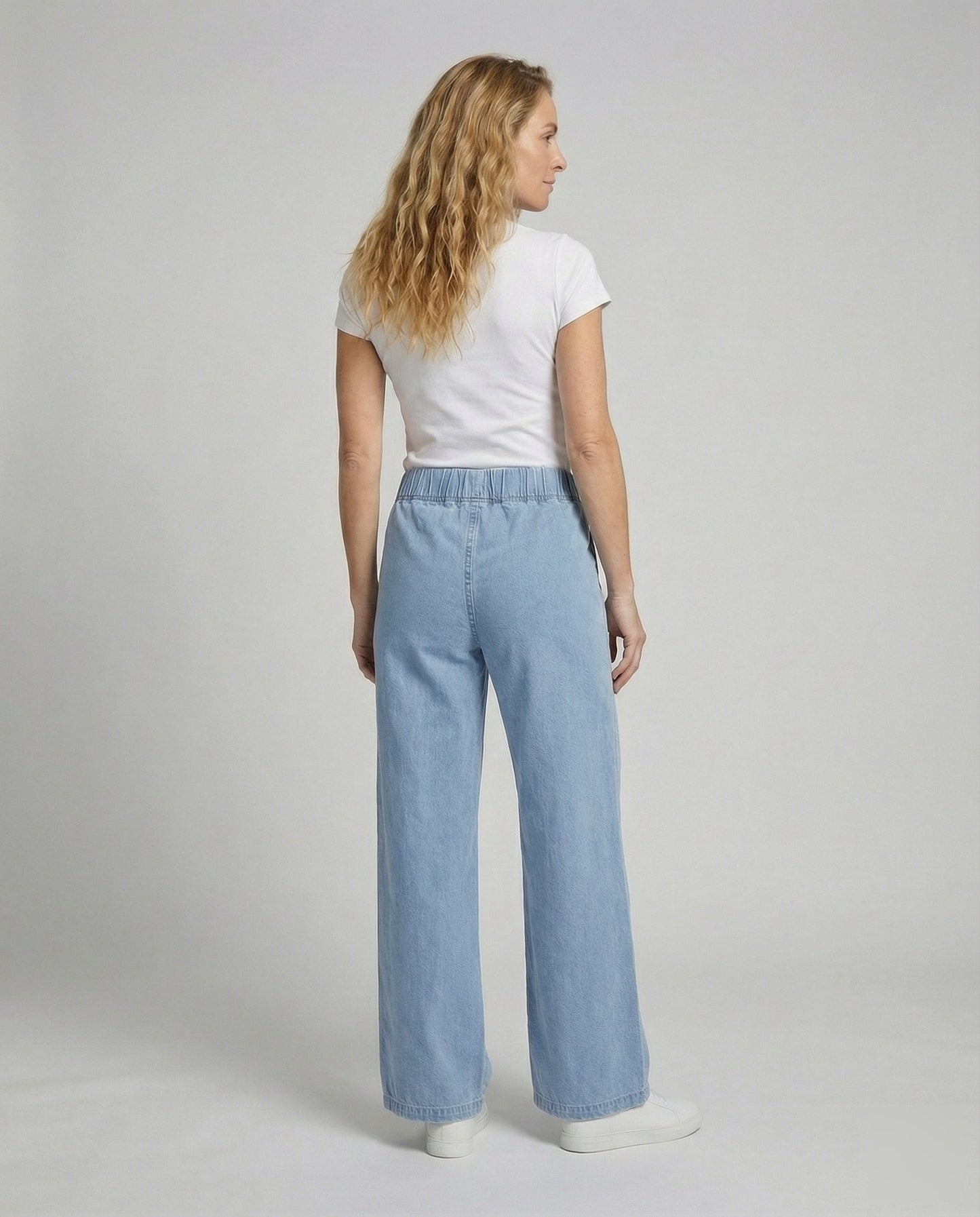 Product 15554250047818 - back_view