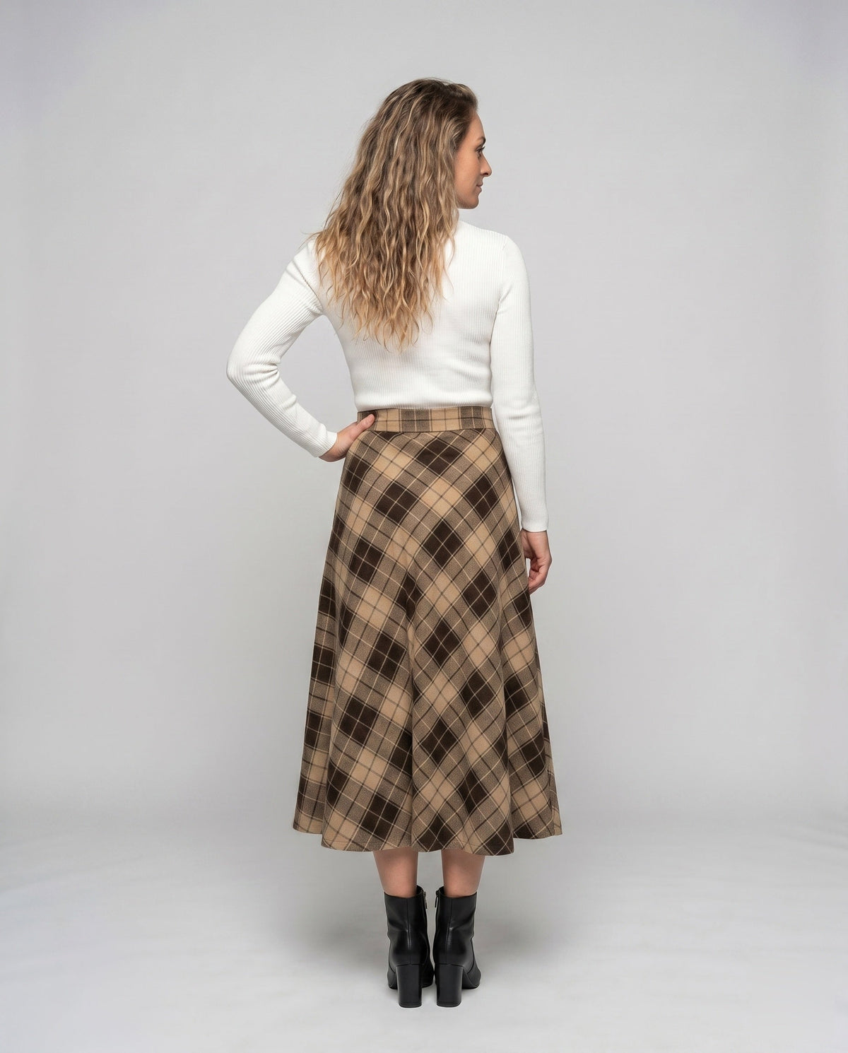 Product 15633175380298 - back_view