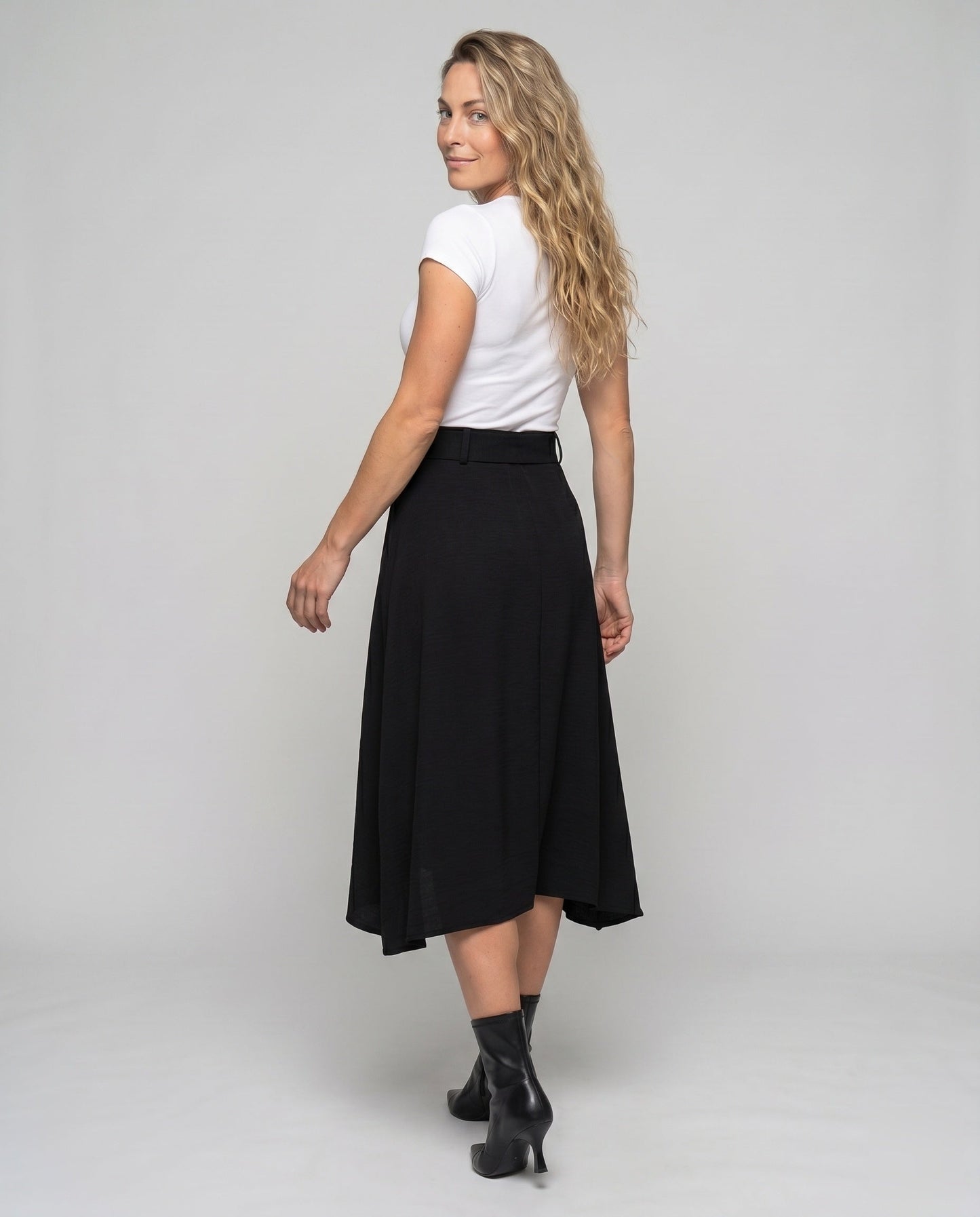Product 15634932990282 - back_view