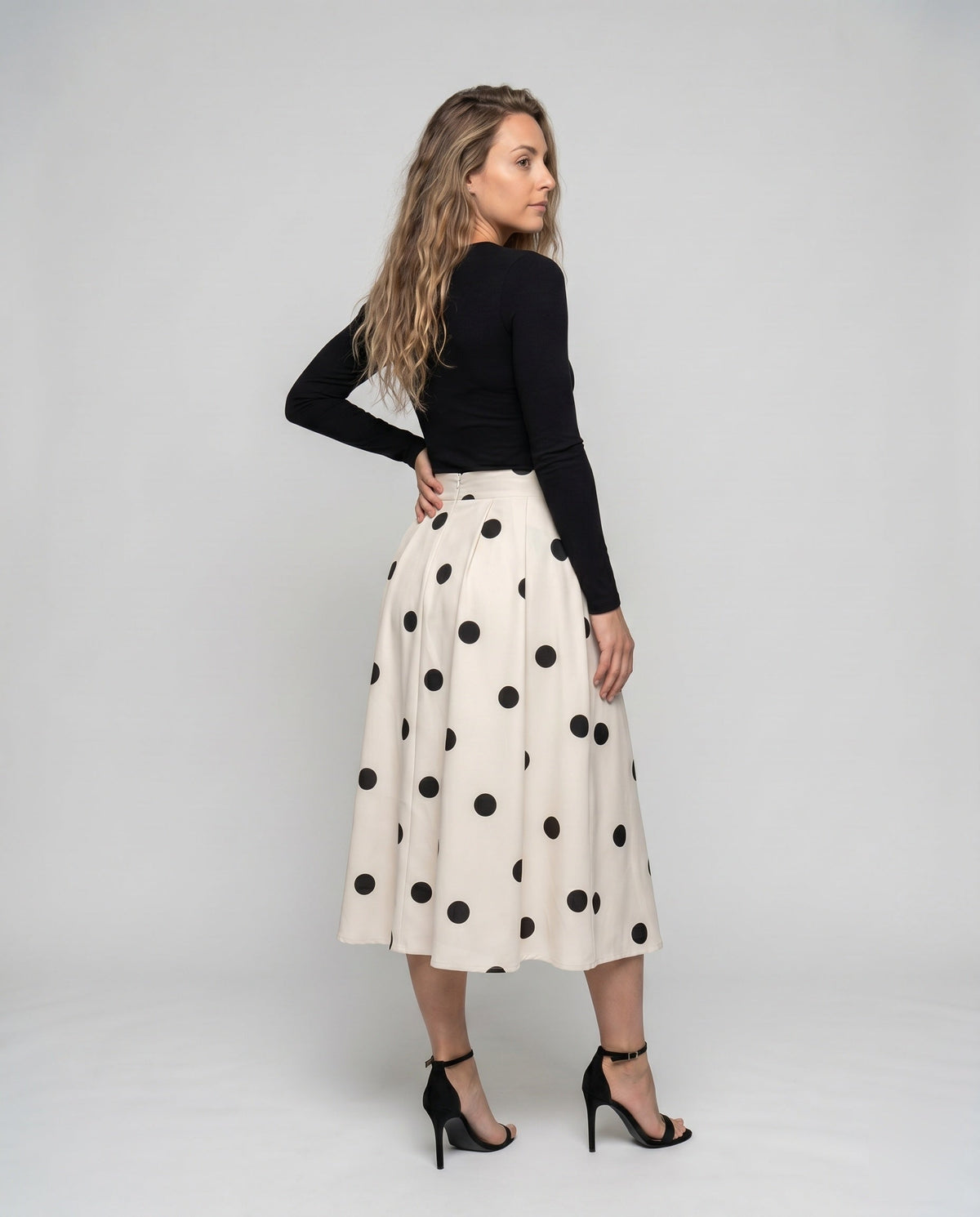 Product 15636293452106 - back_view