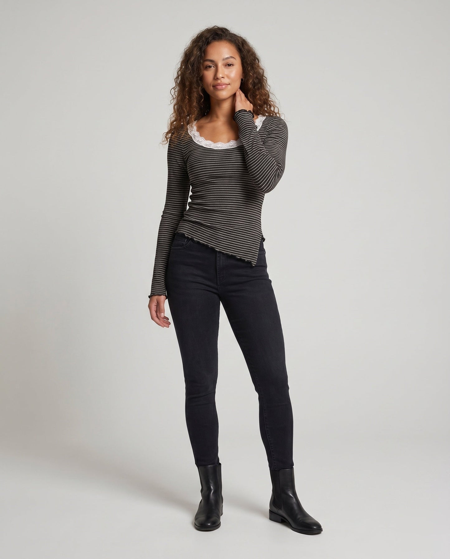 Product 15637855895882 - full_body_front