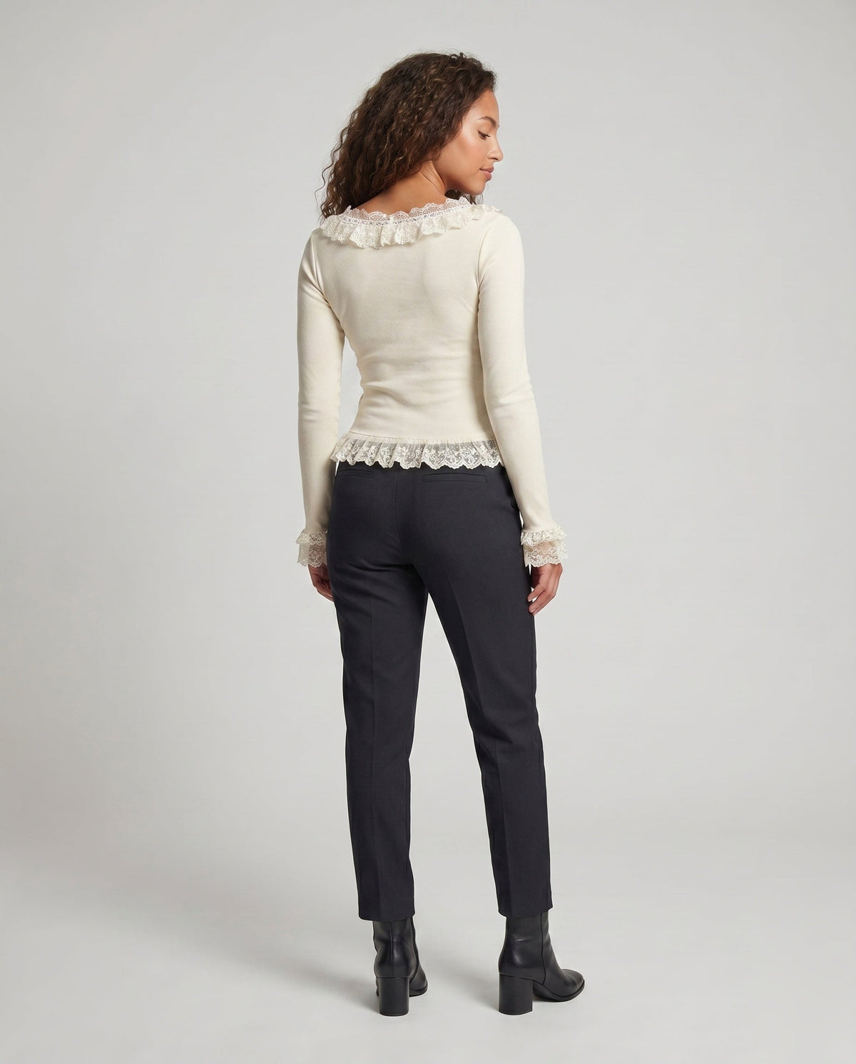 Product 15637875982666 - back_view