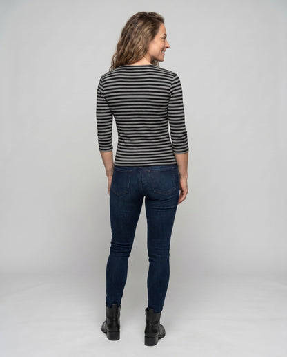 Product 15637882798410 - back_view