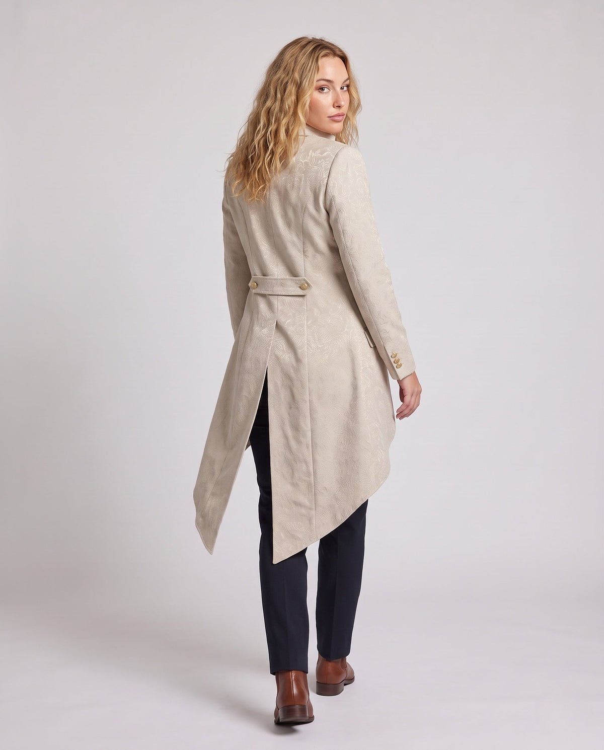 Product 15963945042250 - back_view