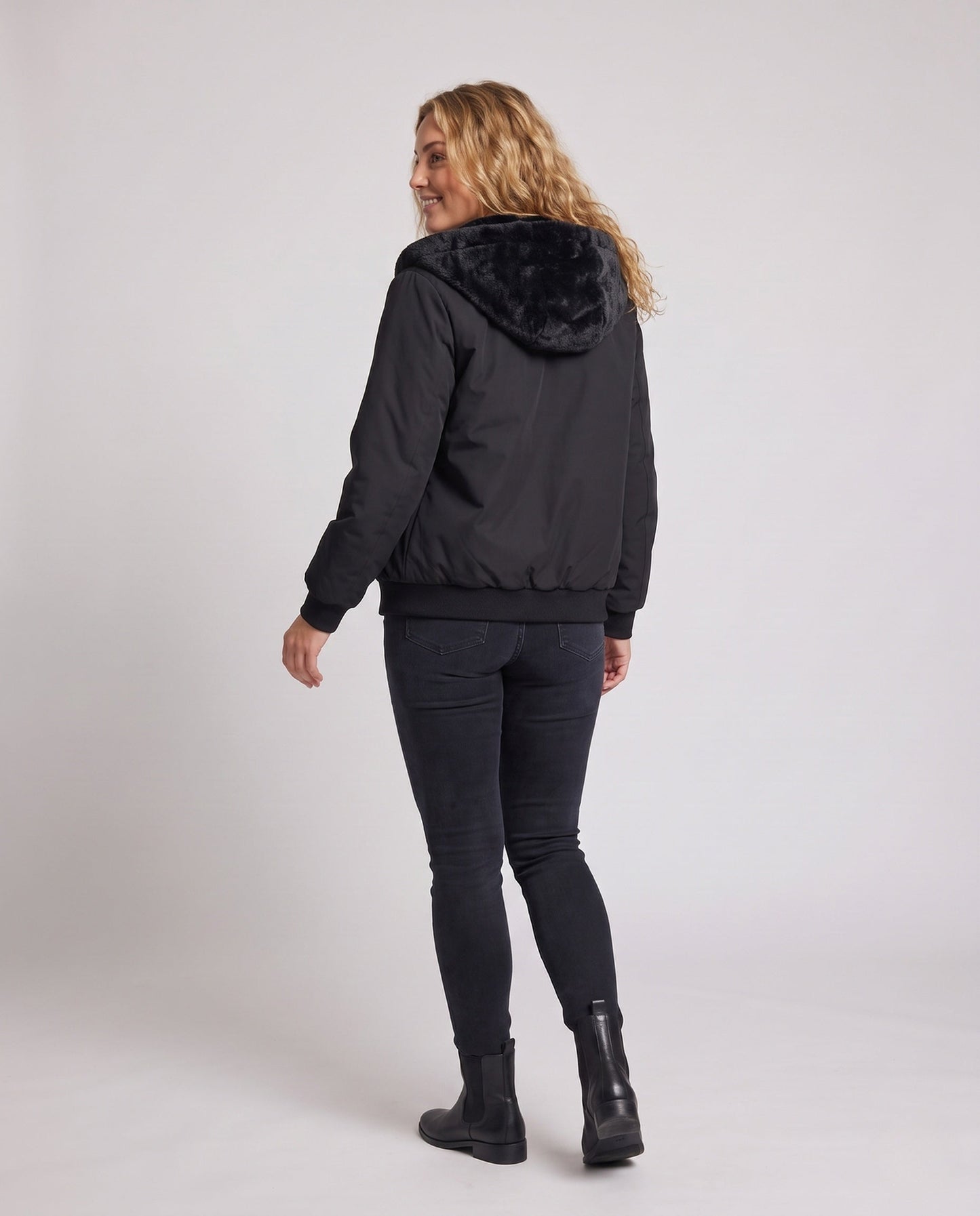 Product 15966028104010 - back_view