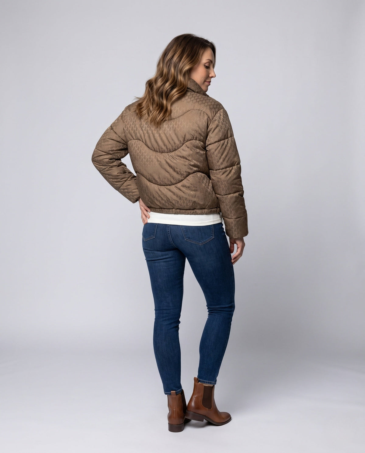 Product 15966037672266 - back_view