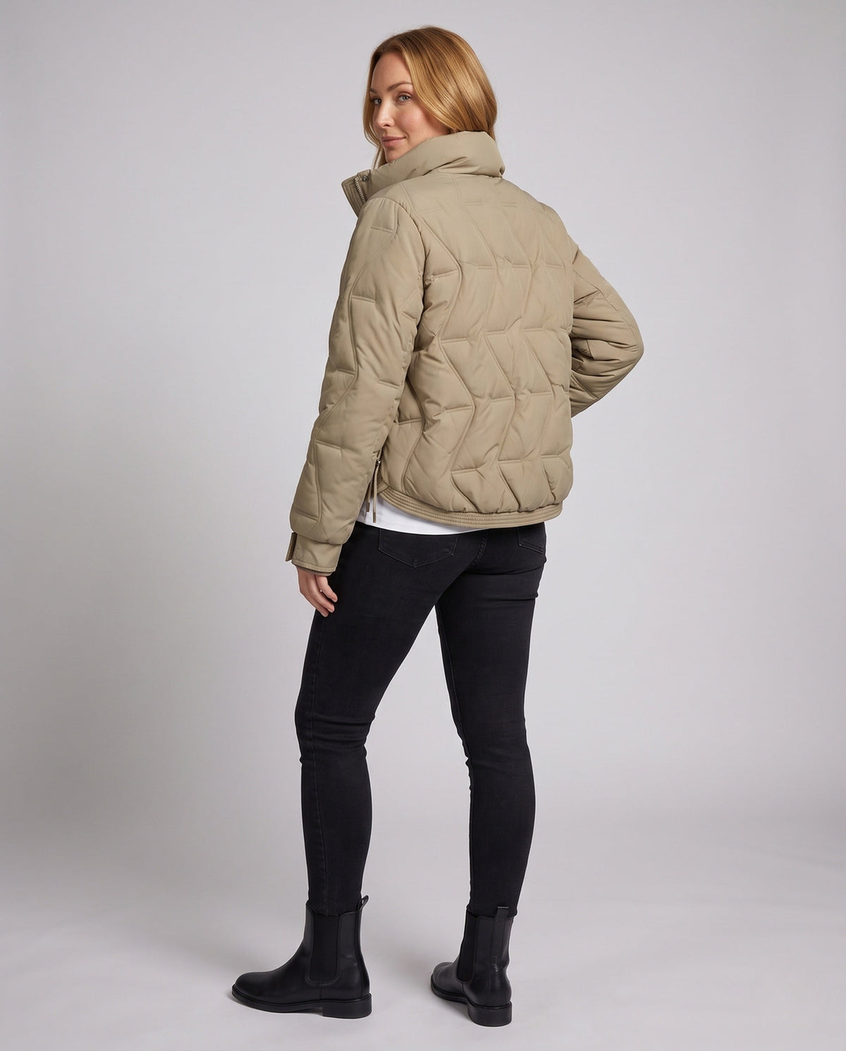 Product 15966050812234 - back_view