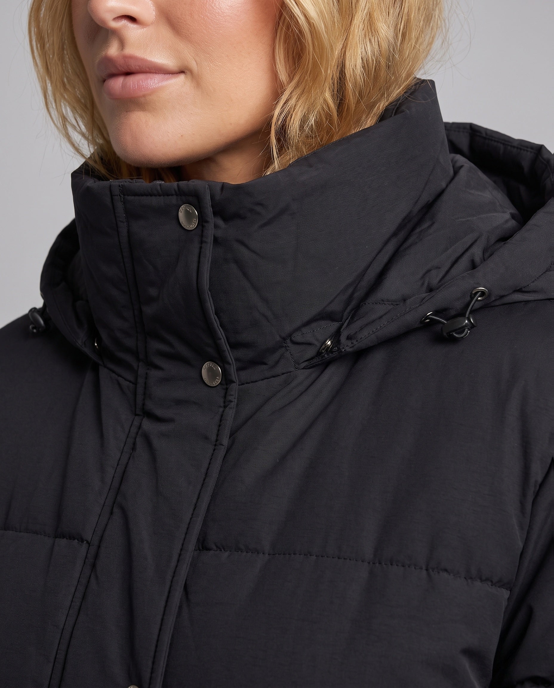 Product 15966077124938 - close_up_detail