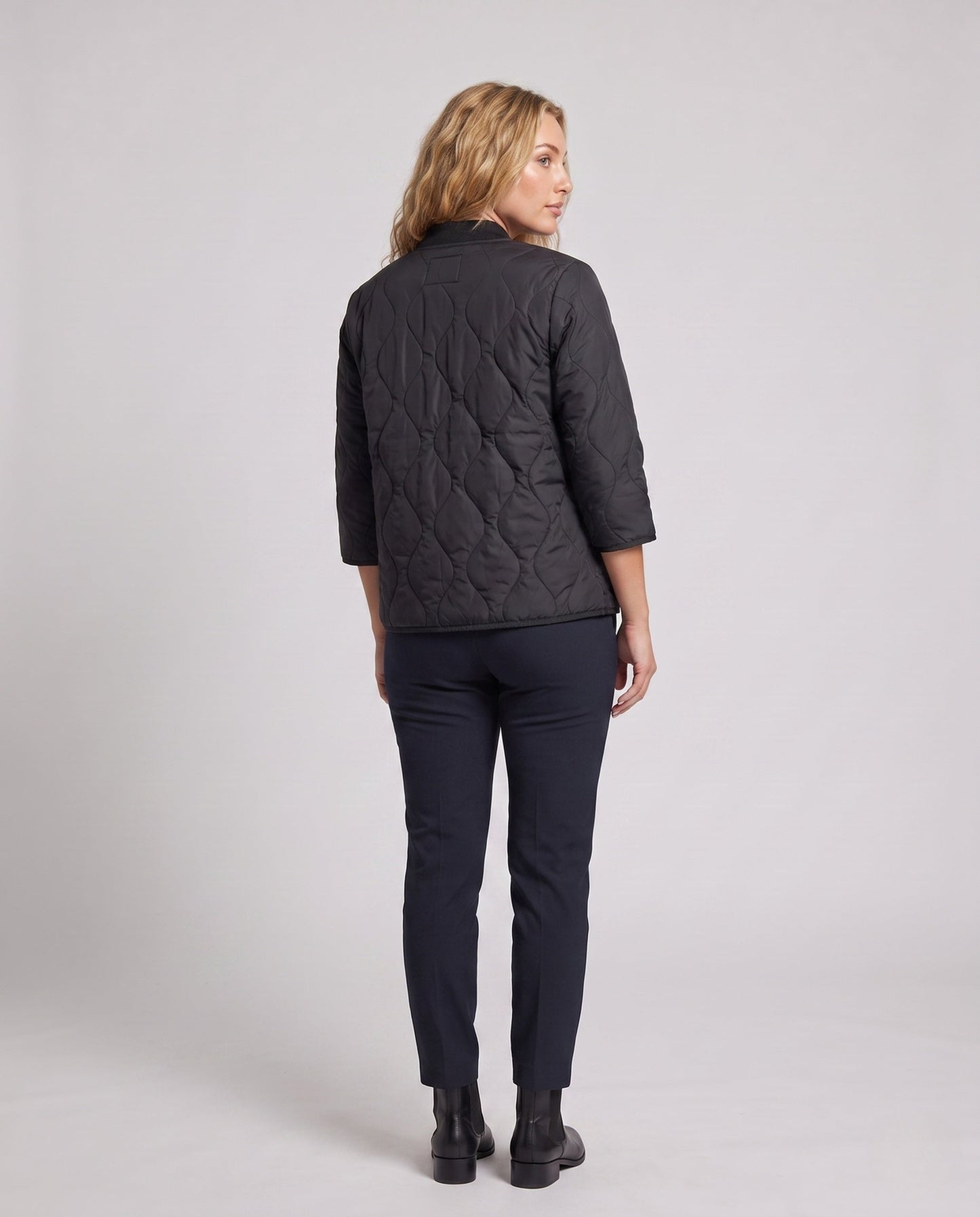 Product 15973082562890 - back_view