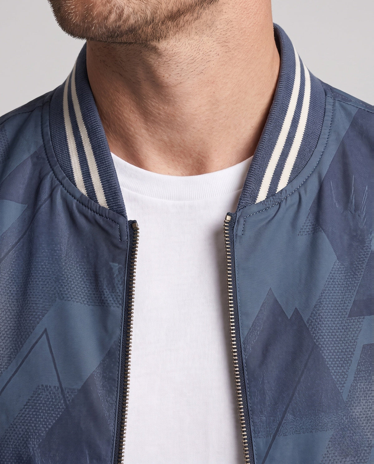 Product 16018333696330 - close_up_detail