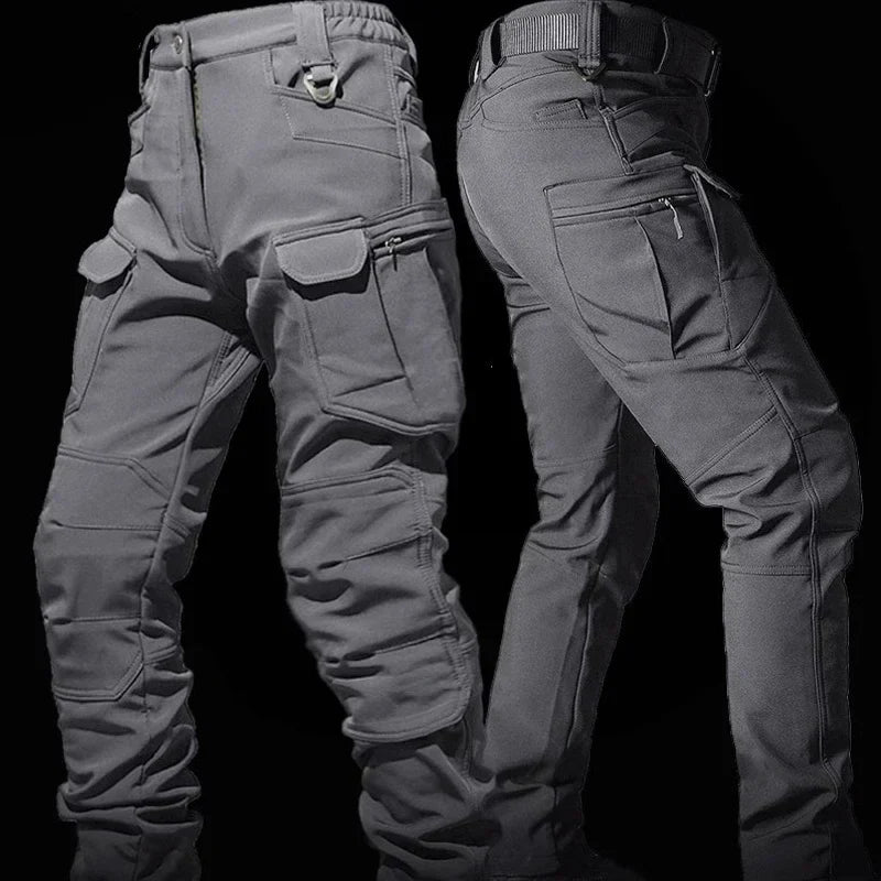 EVA-US - Waterproof thermal suit with multiple pockets for men