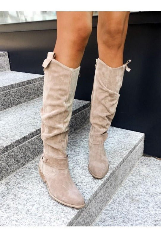 stylish leather boots, perfect for any occasion. EVA-US EVA-US