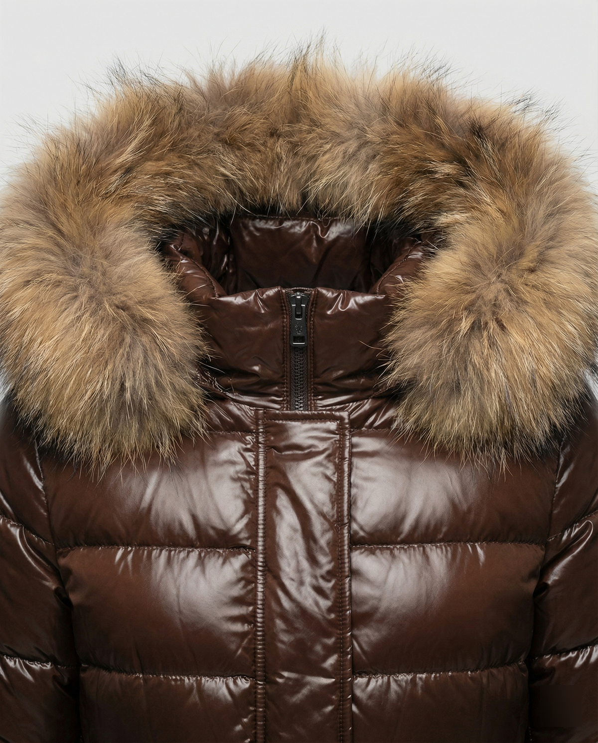 Women's winter down jacket with removable hood and luxurious fur collar