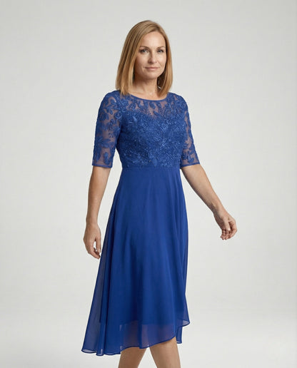Elegant Chiffon Evening Dress with Lace - upper body detail